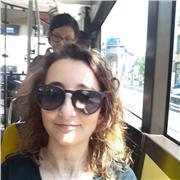 Insegnante italiano e latino svolge lezioni ad alunni con debiti formativi